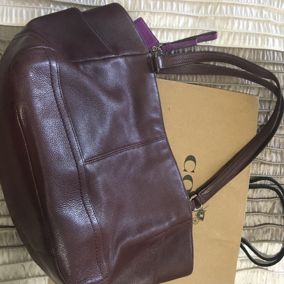 Authentic Coach Leather Bag NWOT - Picture 3 of 15